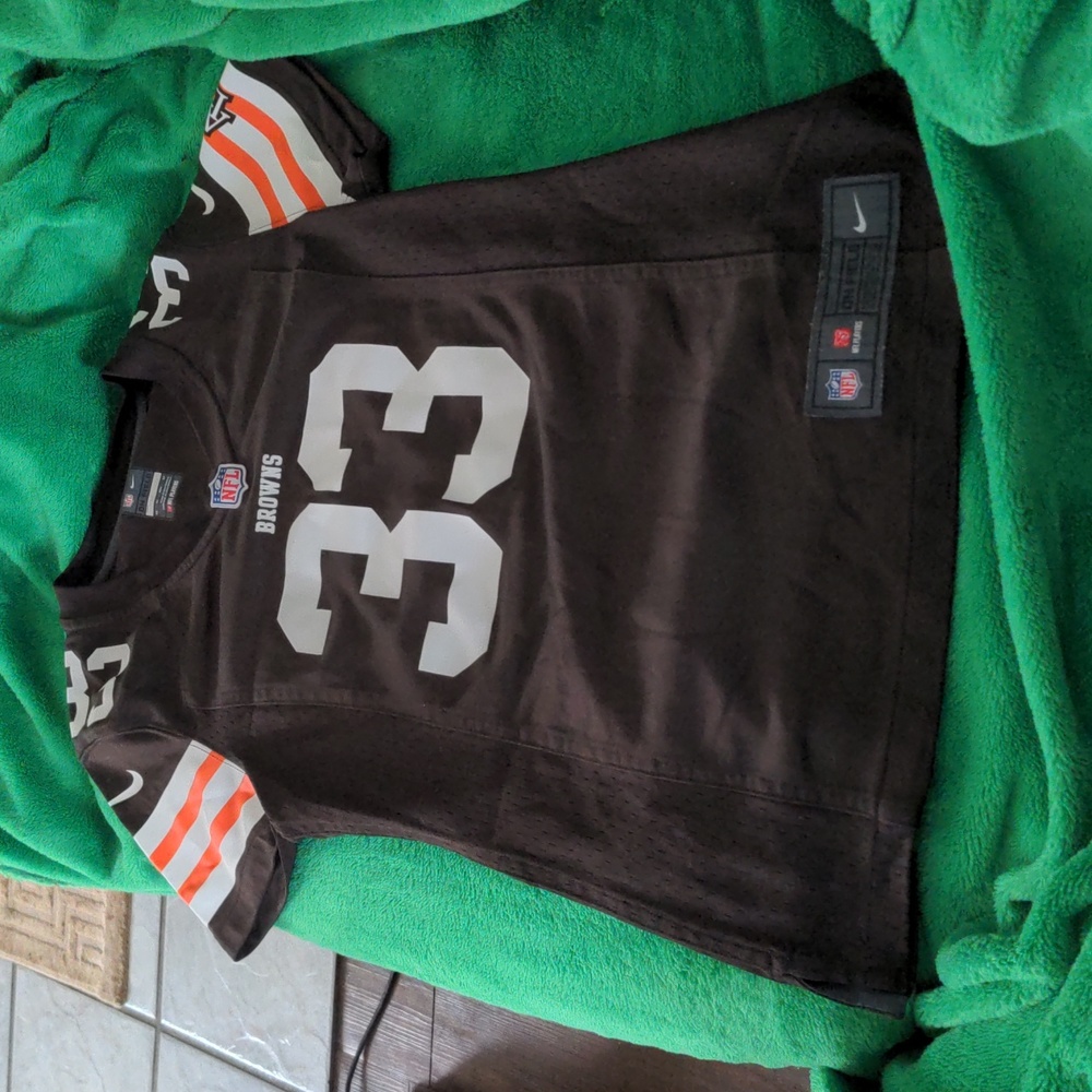 Cleveland Browns #33 Women's Fitted Jersey - XS